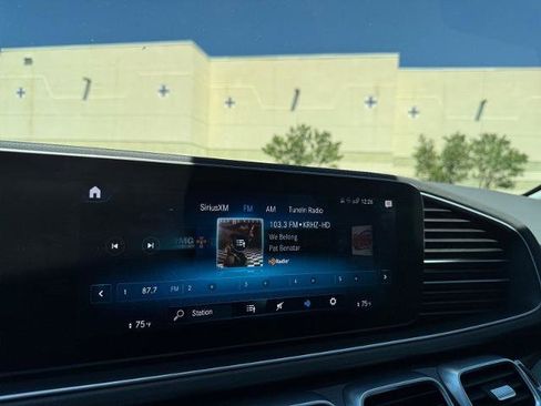 Used 2020 Mercedes-Benz GLS 450 4MATIC image 28