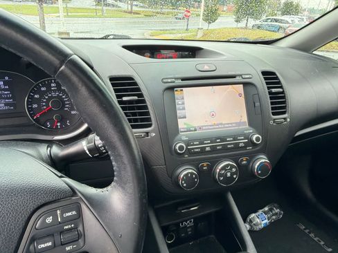 Used 2016 Kia Forte EX w/ EX Premium Package FWD image 22