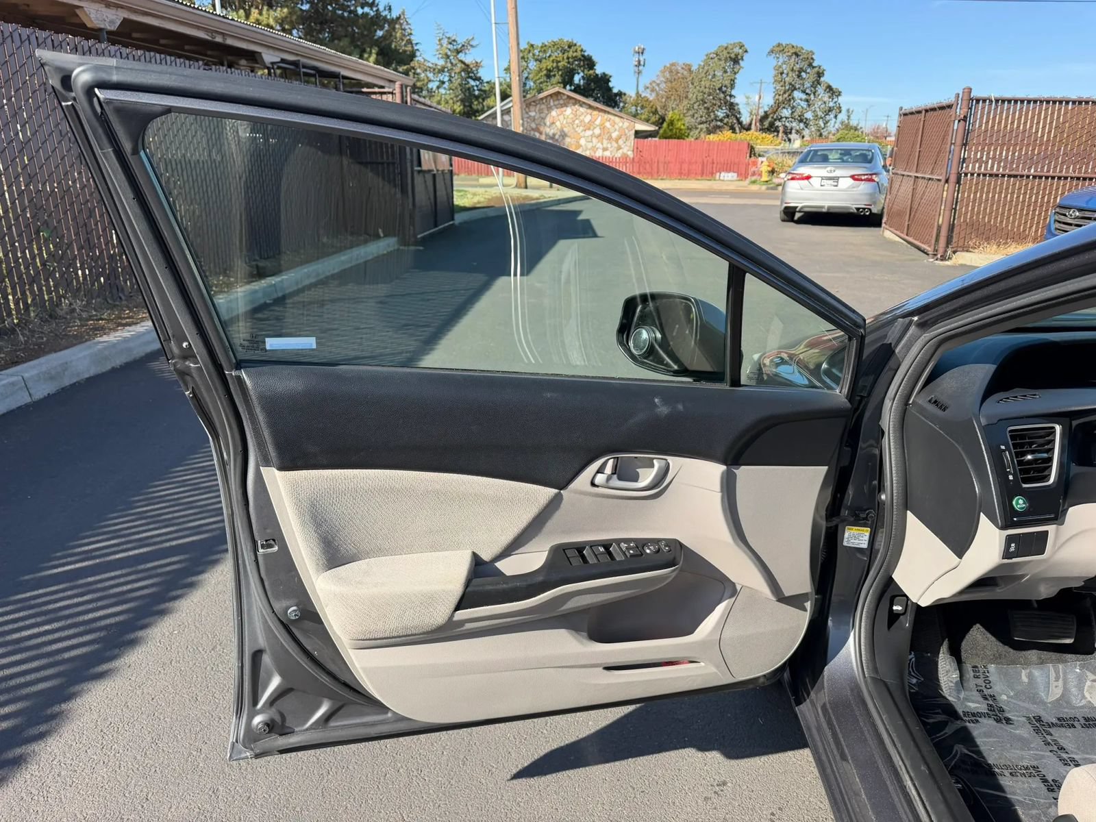 Used 2013 Honda Civic LX image 9