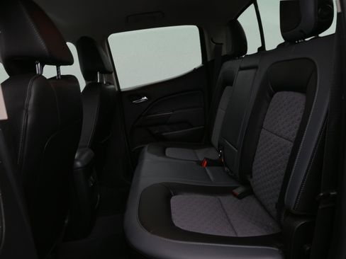 Used 2020 Chevrolet Colorado Z71 image 32