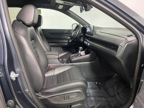 Used 2025 Honda CR-V Sport-L image 8