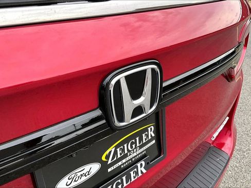 Used 2024 Honda Odyssey Sport image 32