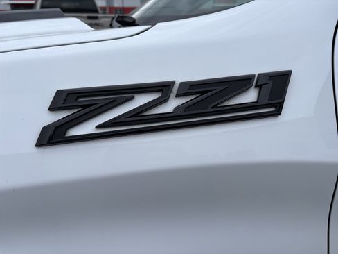 Used 2024 Chevrolet Silverado 1500 Custom Trail Boss w/ LPO, Dark Essentials Package image 12