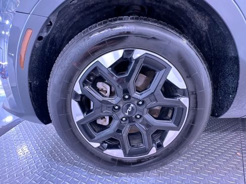 Used 2024 Kia Sorento S FWD image 10