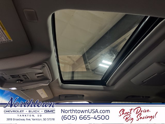 Used 2019 GMC Yukon XL Denali w/ Denali Ultimate Package AWD/4WD image 21