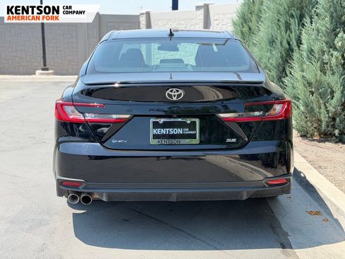 Used 2026 Toyota Camry SE FWD image 6