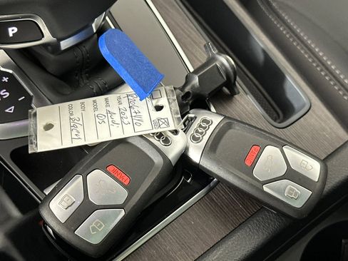 Used 2023 Audi Q5 2.0T Premium w/ Convenience Package image 23