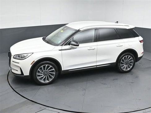 Used 2023 Lincoln Corsair Reserve image 45