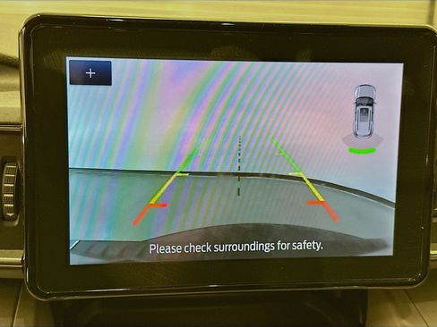 Used 2024 Ford Explorer XLT w/ Equipment Group 202A image 23