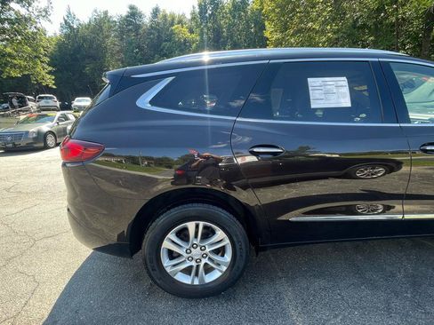 Used 2018 Buick Enclave Essence w/ Trailering Package AWD/4WD image 9