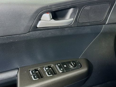 Certified 2022 Kia Sportage LX FWD image 18