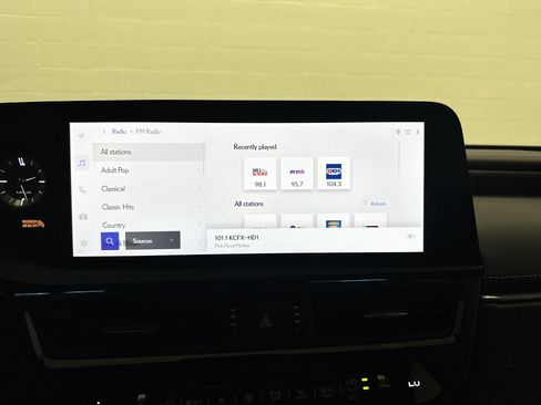 Used 2025 Lexus ES 350 w/ Accessory Package (Z1) FWD image 23