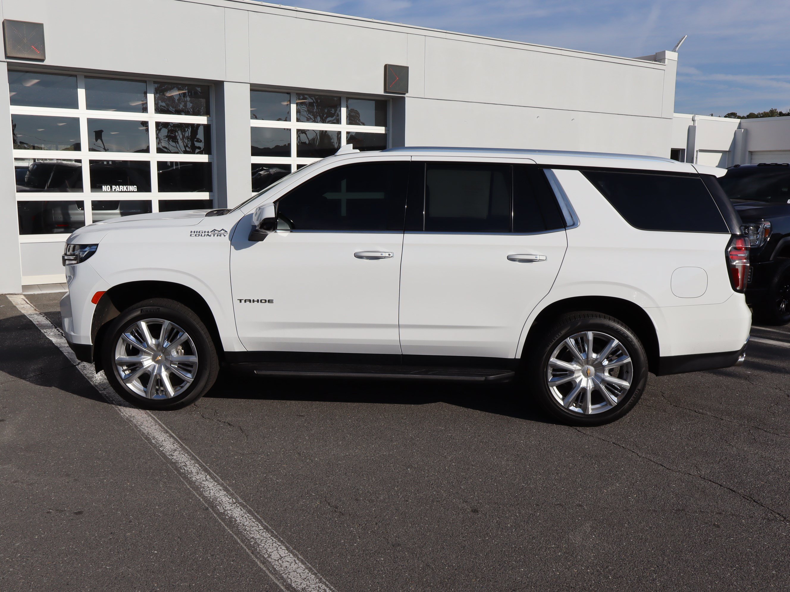 Used 2021 Chevrolet Tahoe High Country AWD/4WD image 44