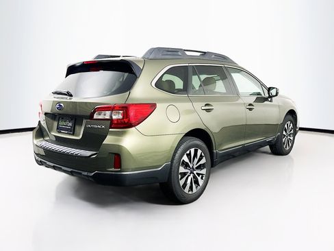 Used 2015 Subaru Outback 2.5i Limited AWD/4WD image 9