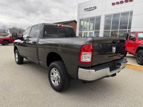 Used 2024 RAM 2500 Tradesman w/ Chrome Appearance Group image 6