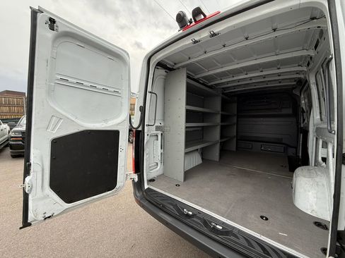 Used 2022 Mercedes-Benz Sprinter 1500 image 20