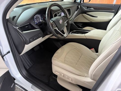 Used 2023 Buick Enclave Avenir w/ Avenir Technology Package FWD image 2
