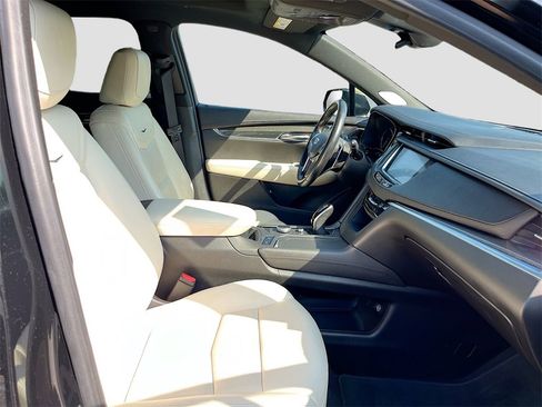 Used 2020 Cadillac XT5 Sportv image 28