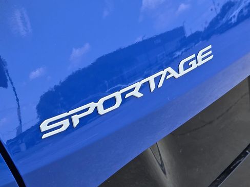 New 2026 Kia Sportage SX FWD image 7