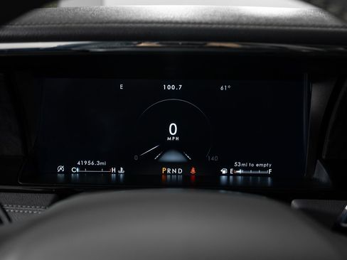 Used 2021 Lincoln Navigator Reserve w/ Cargo Convenience Package image 36