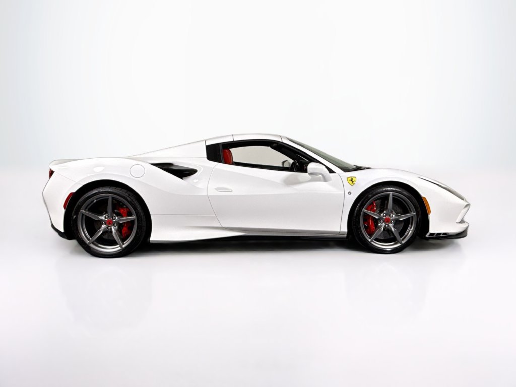 Certified 2022 Ferrari F8 Tributo RWD image 10