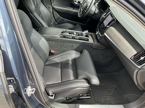 Used 2023 Volvo S90 B6 Ultimate w/ Lounge Package AWD/4WD image 21