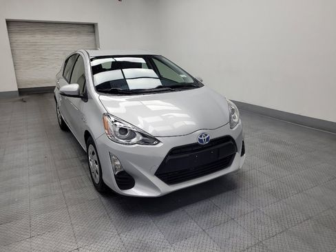 Used 2016 Toyota Prius C Three FWD image 14