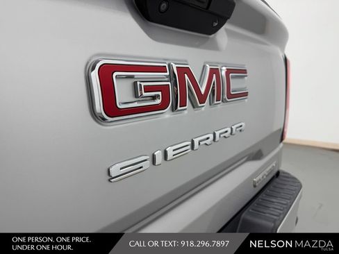 Used 2020 GMC Sierra 1500 Elevation w/ Elevation Value Package RWD image 10