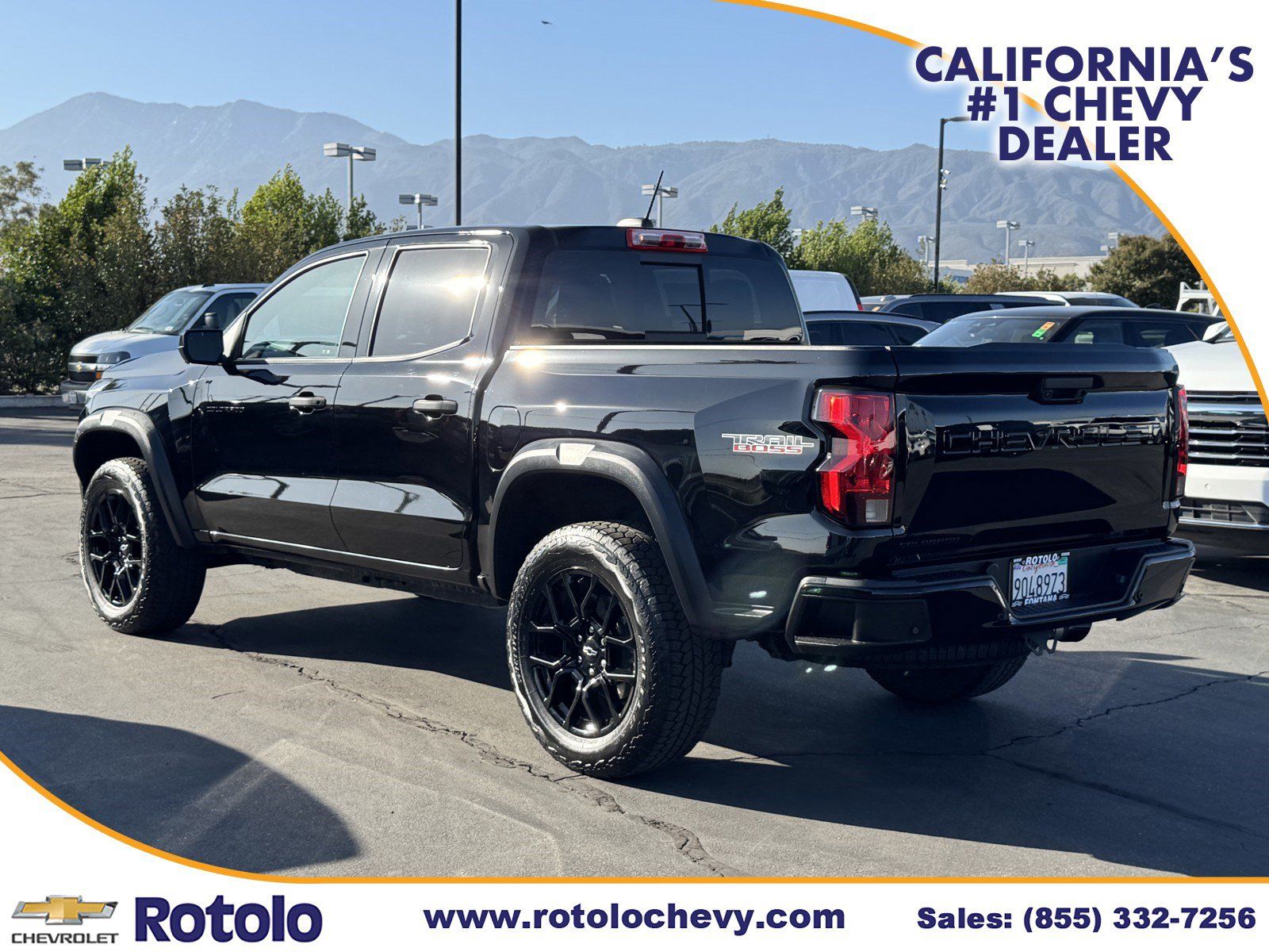 Used 2024 Chevrolet Colorado Trail Boss w/ LPO, Dark Essentials Package AWD/4WD image 4