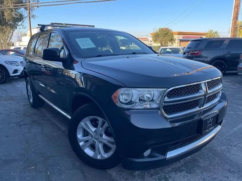 Used 2013 Dodge Durango SXT w/ Trailer Tow Group IV AWD/4WD image 3