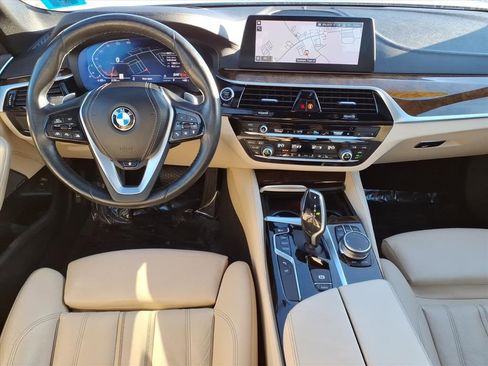 Used 2020 BMW 540i xDrive w/ Premium Package image 12