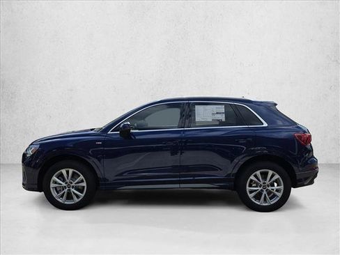 Certified 2025 Audi Q3 2.0T Premium w/ Convenience Package AWD/4WD image 8