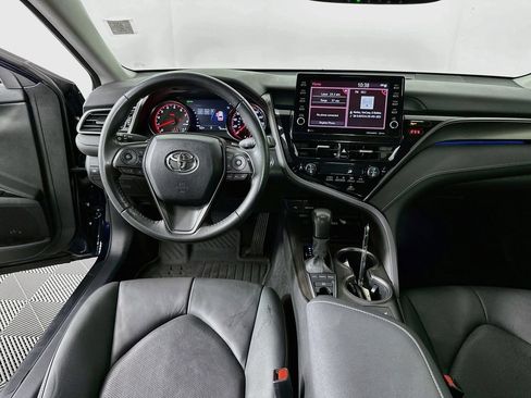 Used 2022 Toyota Camry XSE FWD image 23