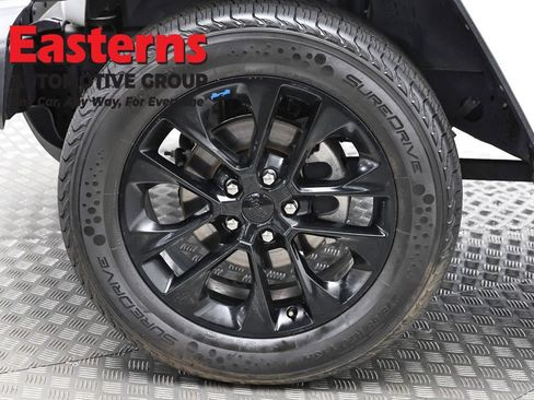 Used 2023 Jeep Wrangler Unlimited Sahara image 34