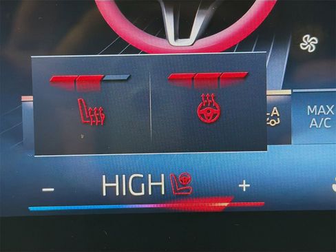 Used 2024 BMW X2 xDrive28i w/ Premium Package image 22