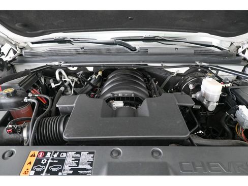 Used 2019 Chevrolet Suburban Premier image 64