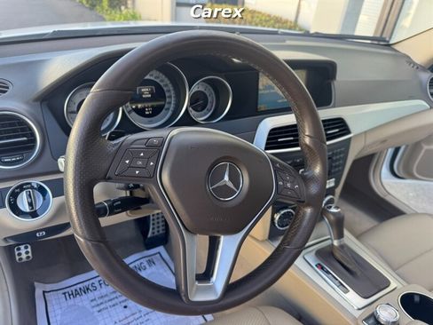 Used 2013 Mercedes-Benz C 250 Coupe image 23