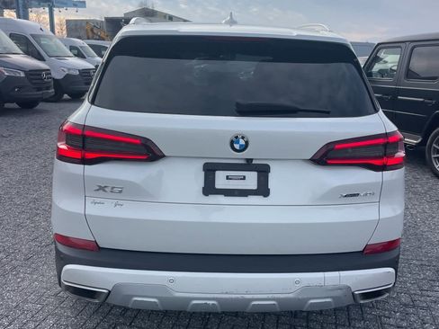 Used 2023 BMW X5 xDrive40i w/ Premium Package image 4