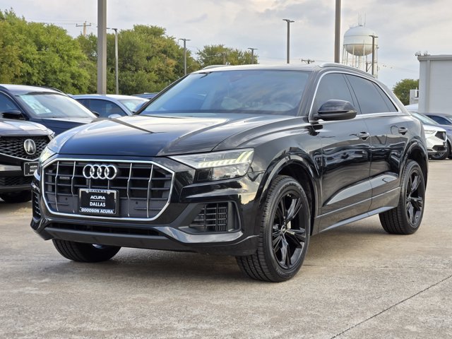 Used 2023 Audi Q8 Premium AWD/4WD image 4