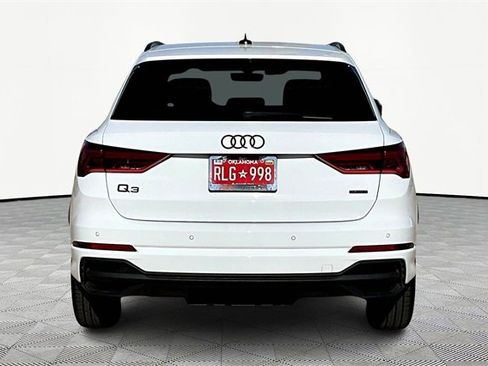 Used 2025 Audi Q3 2.0T Premium w/ Convenience Package image 4
