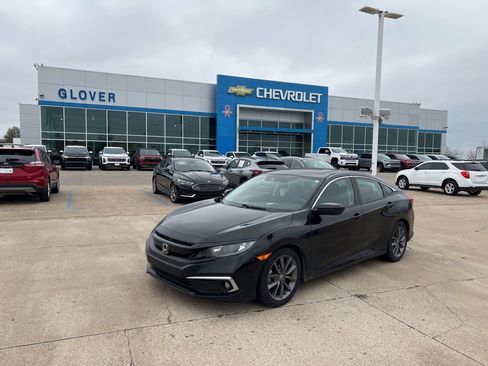 Used 2019 Honda Civic EX image 1