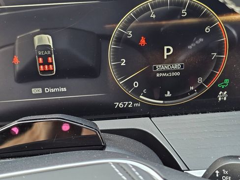 Used 2025 INFINITI QX80 Sensory AWD/4WD image 31