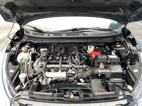 Used 2024 Nissan Kicks S image 6