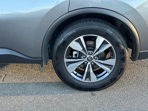 Used 2023 Nissan Murano SV image 19