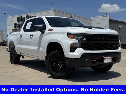 Used 2025 Chevrolet Silverado 1500 Custom Trail Boss AWD/4WD image 2