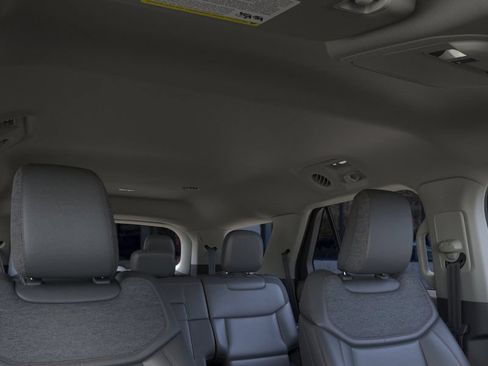 New 2026 Ford Explorer Active w/ Active Comfort Package AWD/4WD image 22