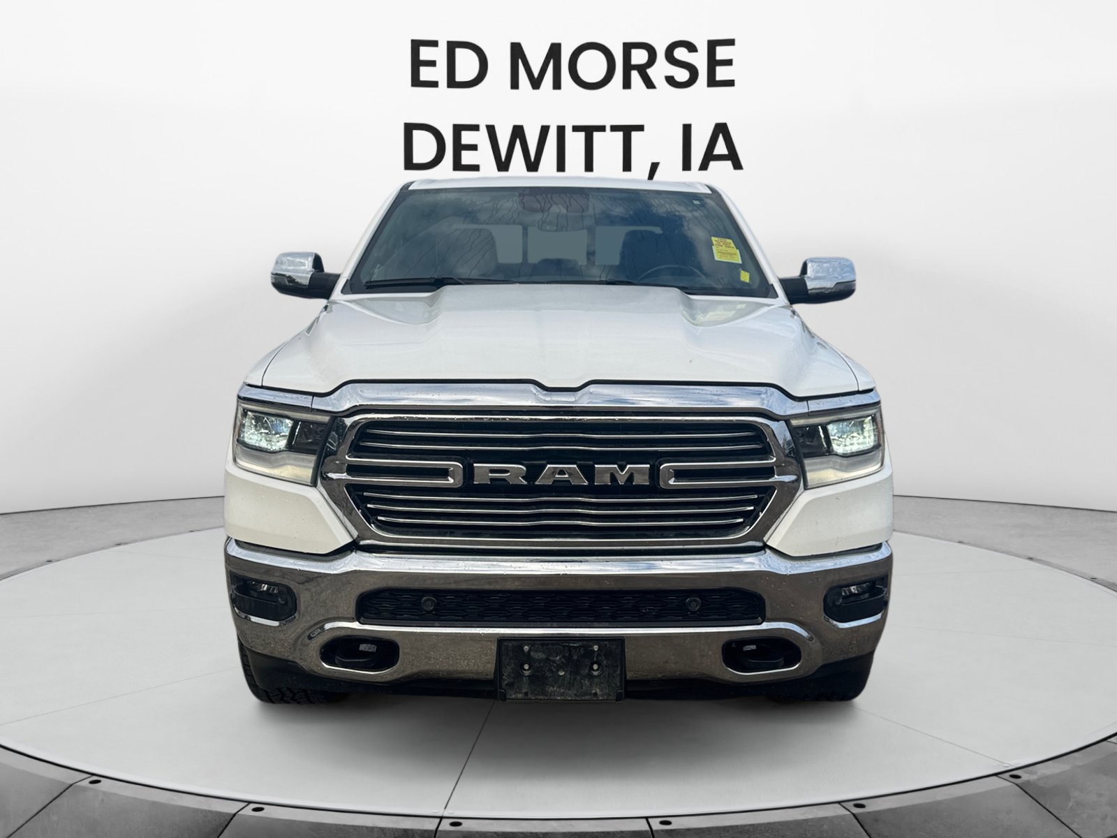 Used 2024 RAM 1500 Laramie AWD/4WD image 8