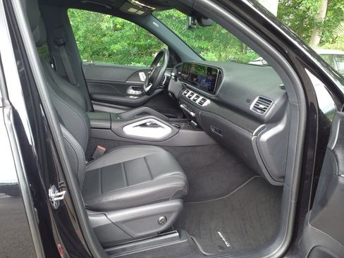 Certified 2024 Mercedes-Benz GLS 450 4MATIC image 10