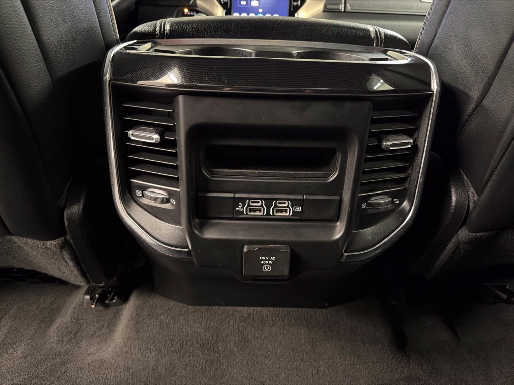 Used 2019 RAM 1500 Laramie w/ Sport Appearance Package AWD/4WD image 33