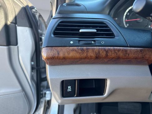 Used 2012 Honda Accord EX-L image 31